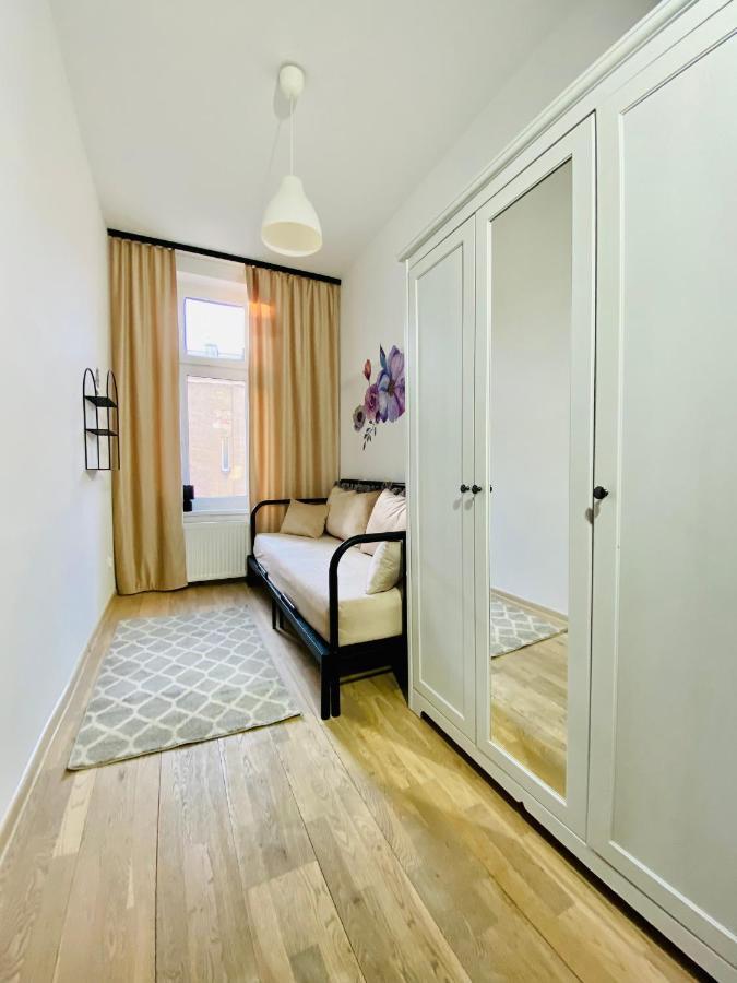 Angel Apartment Taczaka Познань Экстерьер фото